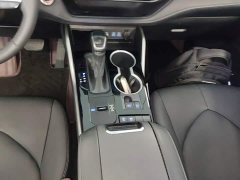 Toyota Highlander Hybrid 2.5L FWD Premium 7-Seater - photo 13