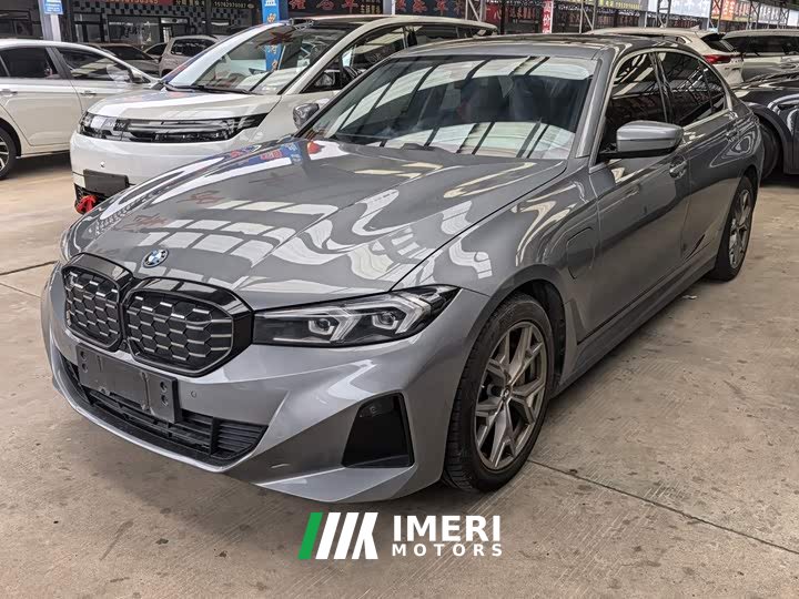 BMW i3 eDrive 35 L