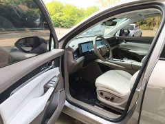 SAIC Roewe RX9 2.0T Two-Wheel Drive Enjoyment Edition - фото 15