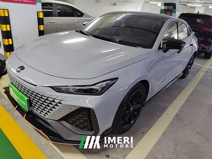 Changan UNI-V 2.0T Leading Speed Edition - ავტომობილი ჩინეთიდან