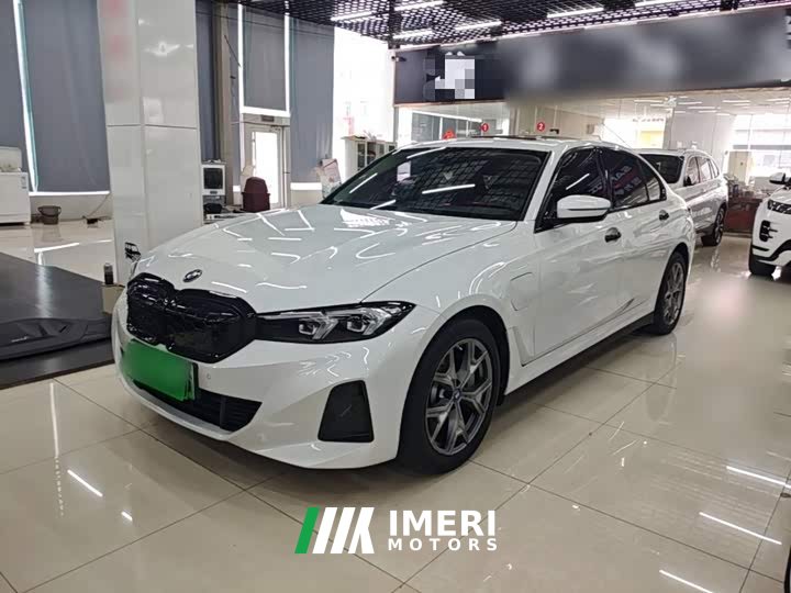 BMW i3 eDrive 35 L