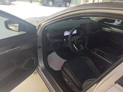 Geely Geometry G6 410KM Prestigious Edition - ფოტო 15