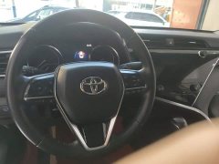 Toyota Camry 2.0G Luxury - ფოტო 2