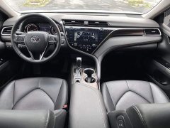 Toyota Camry 2.0G Luxury - ფოტო 8