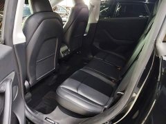 Tesla Model Y Rear-Wheel Drive - ფოტო 16