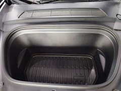 Tesla Model Y Rear-Wheel Drive - ფოტო 19