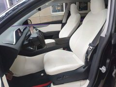 Tesla Model Y Long Range All-Wheel Drive Launch Edition - ფოტო 14