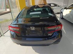 Honda Accord 260TURBO Luxury Edition - фото 5