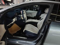 Zeekr 007 Four-Wheel Drive 100kWh - ფოტო 14