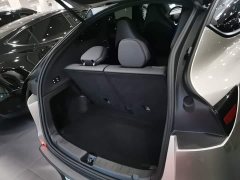 Tesla Model Y L Long Range All-Wheel Drive - ფოტო 18