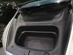 Tesla Model Y L Long Range All-Wheel Drive - ფოტო 19