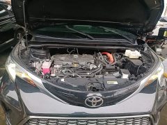 Toyota Gravia 2.5L Hybrid Prestige Plus AWD - ფოტო 19