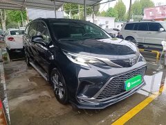Toyota Gravia 2.5L Hybrid Prestige Plus AWD - ფოტო 3