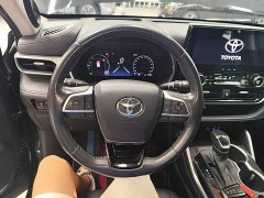 Toyota Highlander Hybrid 2.5L AWD Premium 7-Seater - photo 10