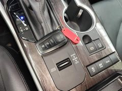 Toyota Highlander Hybrid 2.5L AWD Premium 7-Seater - photo 8