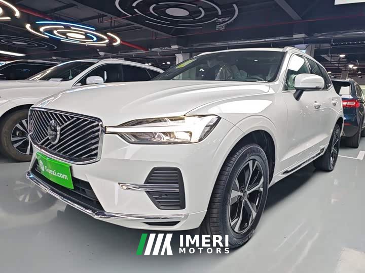 Volvo XC60 B5 AWD Smart Luxury Edition