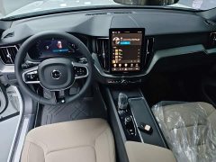 Volvo XC60 B5 AWD Smart Luxury Edition - ფოტო 9