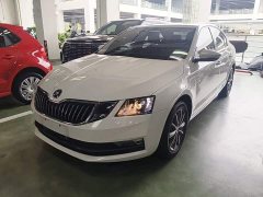 Skoda Octavia 1.5L Automatic Comfort Edition - ფოტო 1