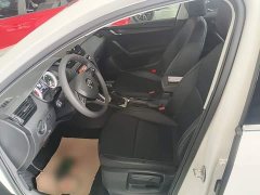 Skoda Octavia 1.5L Automatic Comfort Edition - ფოტო 14