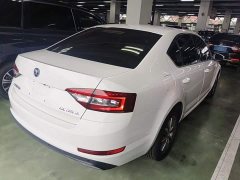 Skoda Octavia 1.5L Automatic Comfort Edition - ფოტო 6