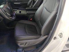 Toyota Sienna 2.5L Hybrid Premium Edition - ფოტო 14