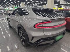 Xiaomi YU7 Four-Wheel Drive Max Edition - ფოტო 4