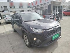 Toyota RAV4 2.0L CVT FWD Urban Edition - ფოტო 3