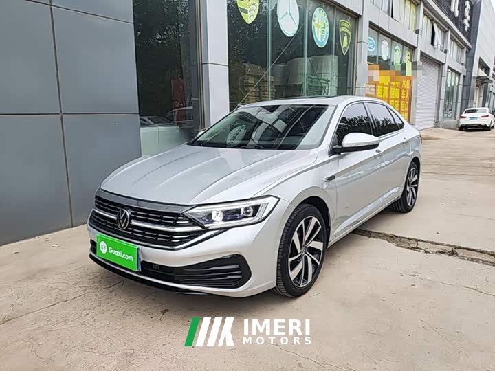 Volkswagen Sagitar 300TSI DSG Excellence Edition