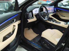 Geely Xingyue L Oriental Radiance 2.0T Auto Star Collection Edition - ფოტო 15