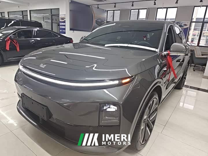 Li Auto L6 Pro - ავტომობილი ჩინეთიდან