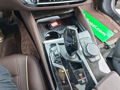 BMW 5 Series Facelift 525Li M Sport Package - ფოტო 13
