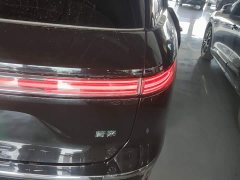 NIO ES8 Six-Seat Executive Luxury Edition - ფოტო 7