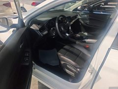 SAIC MG5 180DVVT CVT Fashion Edition - ფოტო 15
