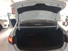 Hyundai Elantra 1.6L Automatic GL Deluxe Edition - ფოტო 18