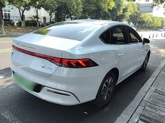 BYD Qin PLUS Glory Edition DM-i 55KM Leading - ფოტო 6