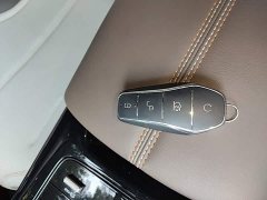 BYD Qin PLUS Glory Edition DM-i 55KM Leading - ფოტო 8