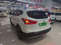 Nissan Qashqai 2.0L CVT XV Premium Luxury - ფოტო 4