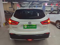 Nissan Qashqai 2.0L CVT XV Premium Luxury - ფოტო 5