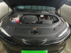 Geely Galaxy Xingyao 8 60km EM-i Luxury Comfort Edition - ფოტო 19