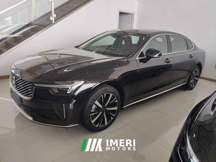 Volvo S90 B5 Intelligent Luxury Edition - ავტომობილი ჩინეთიდან