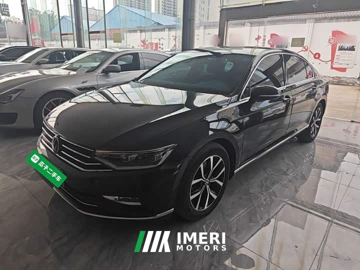 Volkswagen Magotan 330TSI DSG Advance