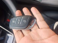 SAIC MG i5 1.5L CVT Luxury - ფოტო 8