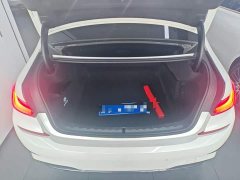 BMW 3 Series 320Li M Sport Package - ფოტო 18