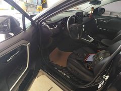 Toyota Venza 2.0L CVT AWD Luxury - ფოტო 15