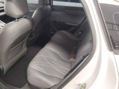 Geely Galaxy L6 EM-i 140km Explorer Edition - ფოტო 16