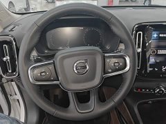 Volvo XC40 T4 AWD Smart Remote Luxury Edition - ფოტო 10