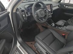 Volvo XC40 T4 AWD Smart Remote Luxury Edition - ფოტო 14