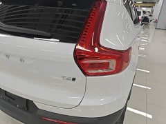 Volvo XC40 T4 AWD Smart Remote Luxury Edition - ფოტო 7