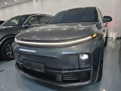 Li Auto L7 Pro - ფოტო 1