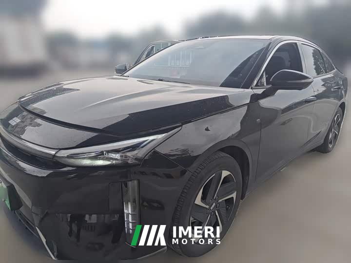 Geely Galaxy L6 125km PLUS Longteng Edition